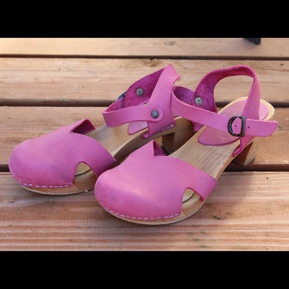 sanita clog sandals